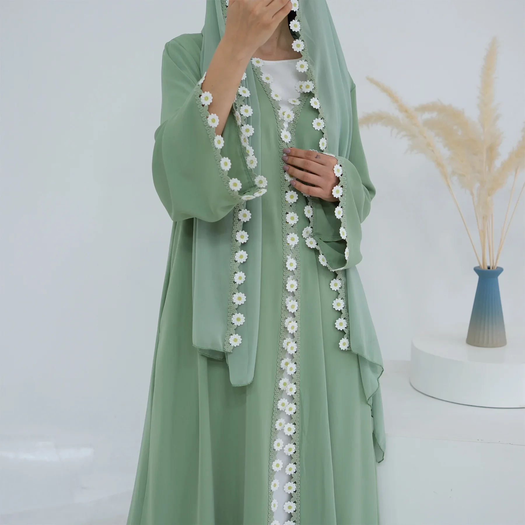 Embroidery Kebaya - Цветочные абайи из Дубая, турецкие кафтаны,
