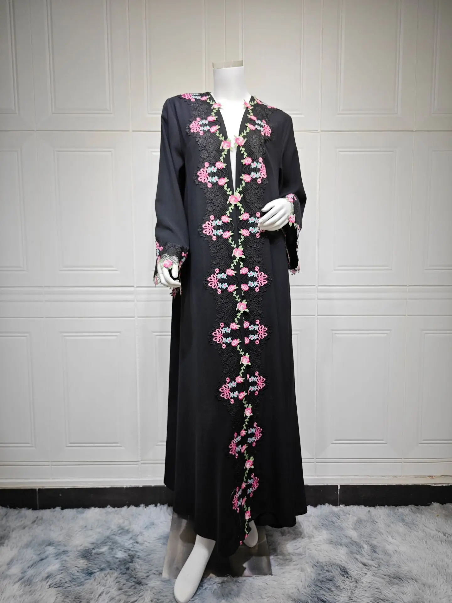 Embroidery Kebaya - Черное кимоно с вышивкой, джалабия, абайя,