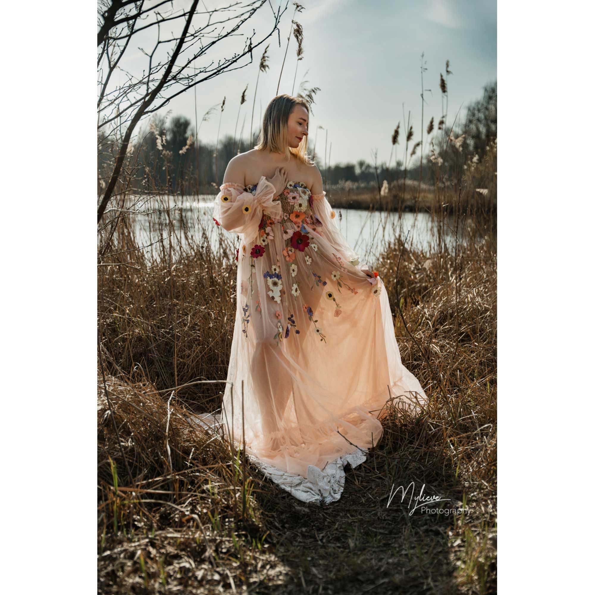 Платье Don&Judy из разноцветно – обзор и цена Embroidery Daisy