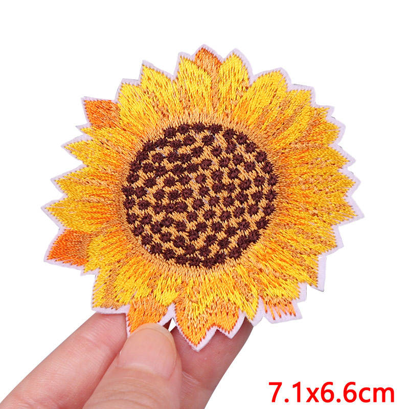 Патчи с маленькой маргариткой, – обзор и цена Embroidery Daisy Flower