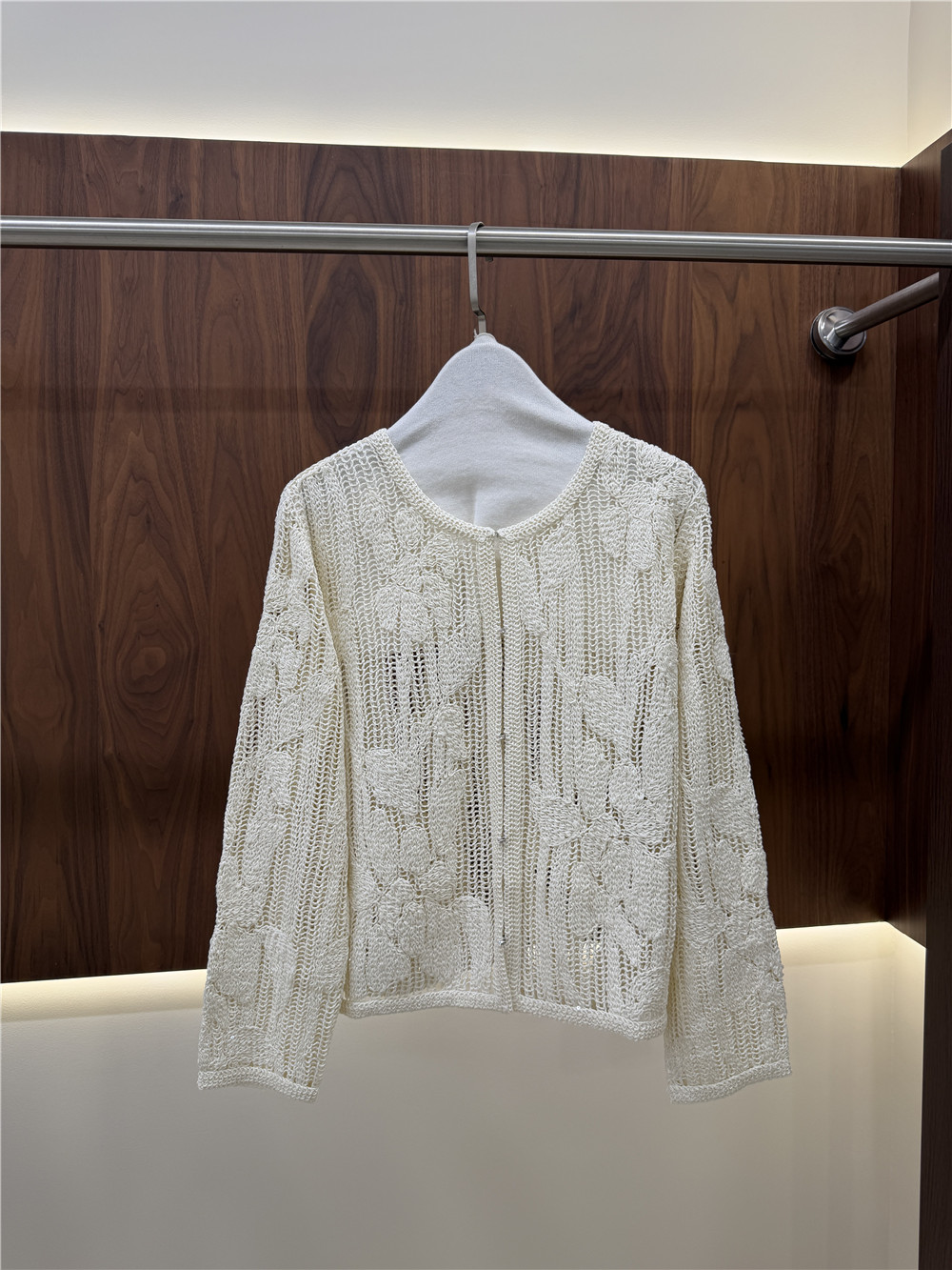 Женский ажурный вязаный компле – обзор и цена Embroidery Cardigan