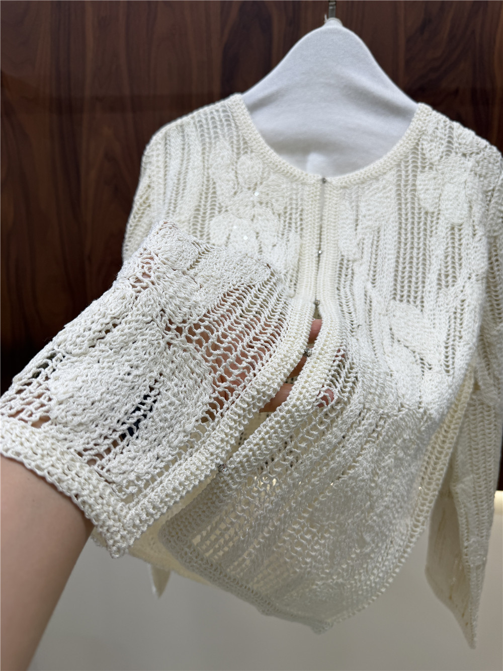 Женский ажурный вязаный компле – обзор и цена Embroidery Cardigan